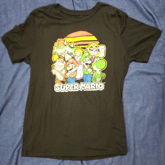 Nintendo Other - Nintendo Super Mario Brothers Black T-Shirt Size Large